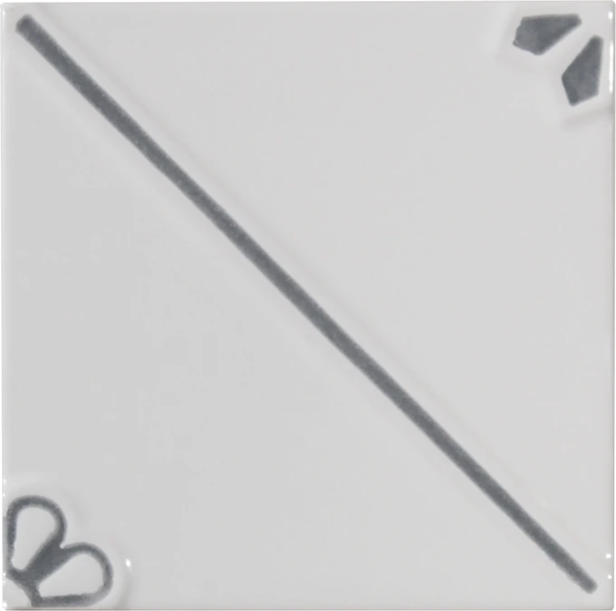 Grazia Formelle · ANVERSA ARGENTO 13X13