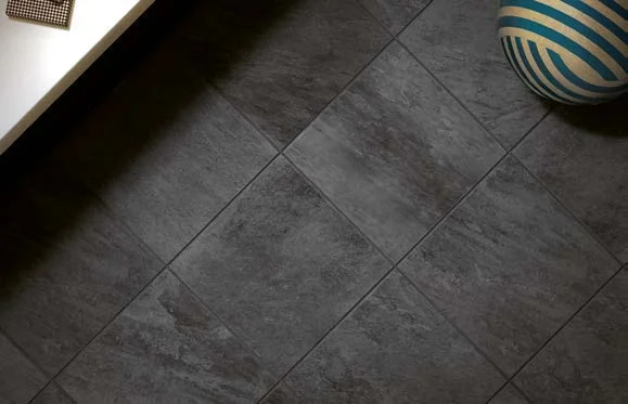 Landstone | Night