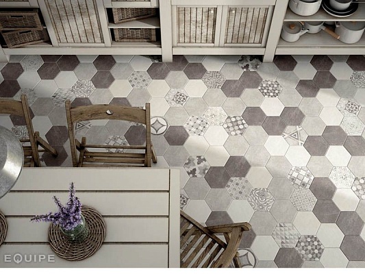 HEXATILE / VENICE-7